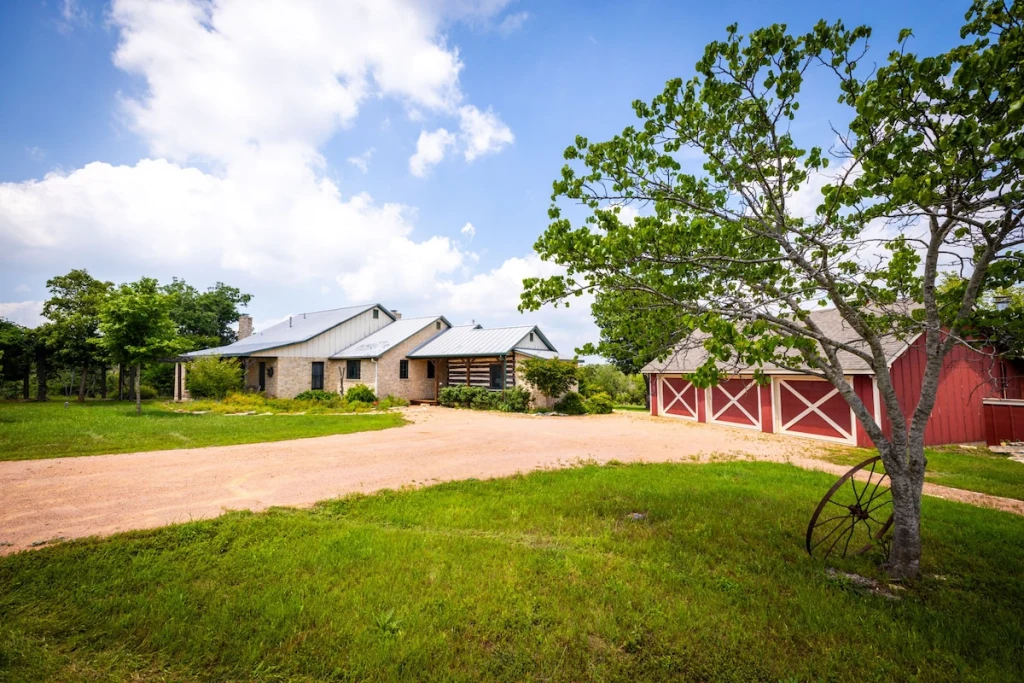 Wide view of the Main House and Barn House together